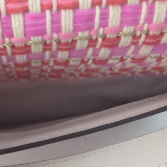 Kate Spade Pink and White Crossbody Bag with Textured Elegance - Picture 10 of 10